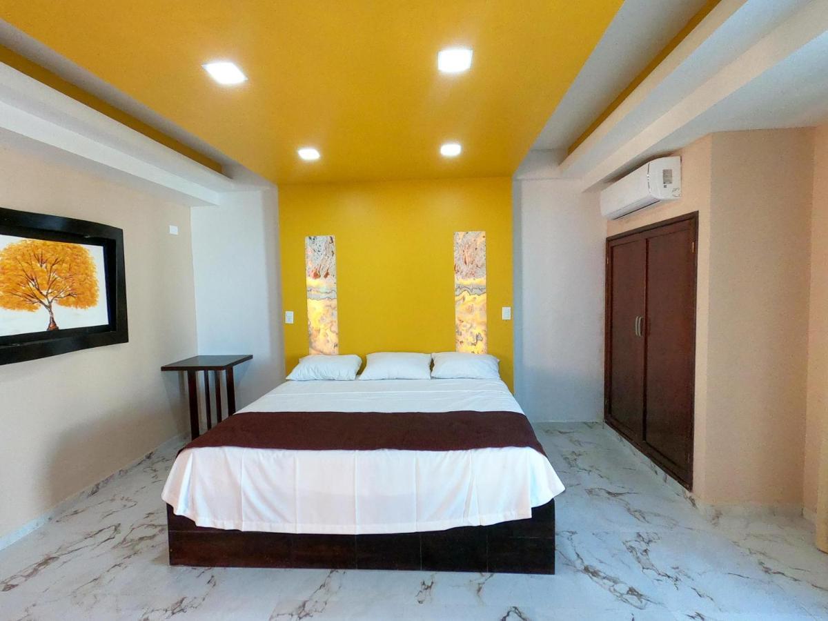 Framfor Inn Chetumal Extérieur photo