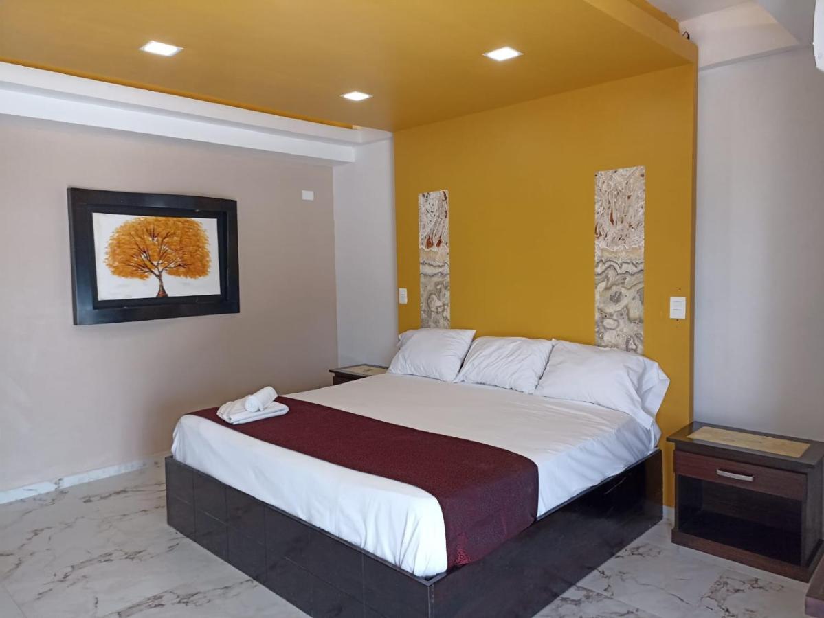 Framfor Inn Chetumal Extérieur photo