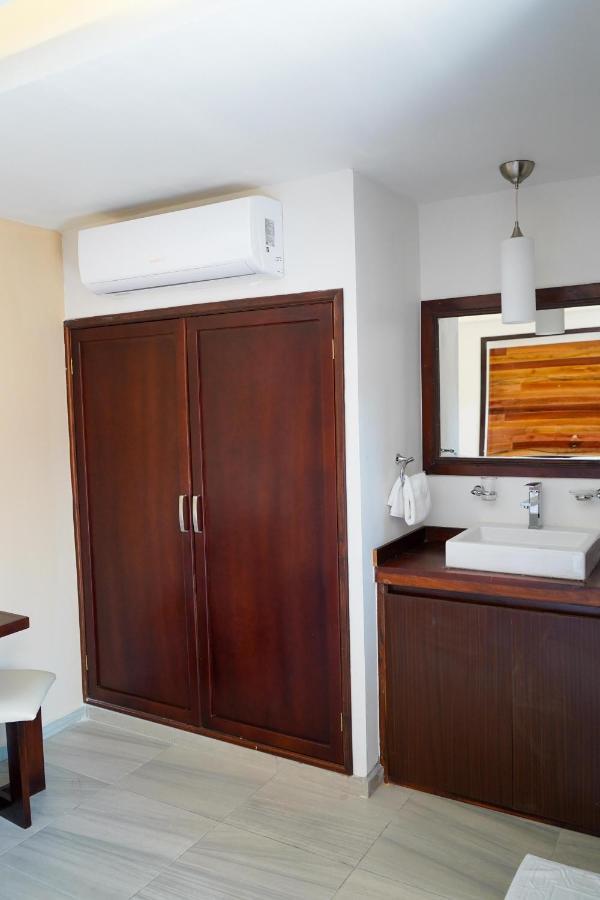 Framfor Inn Chetumal Extérieur photo