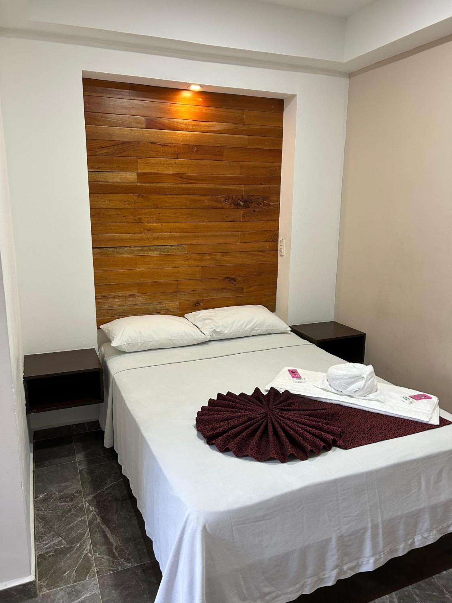 Framfor Inn Chetumal Extérieur photo
