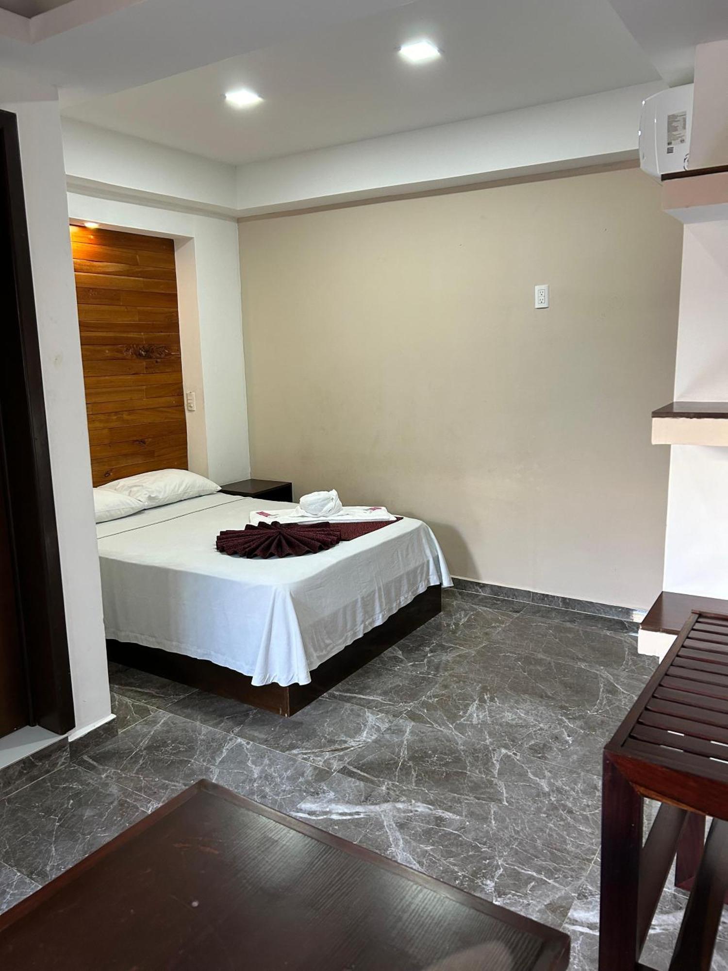 Framfor Inn Chetumal Extérieur photo