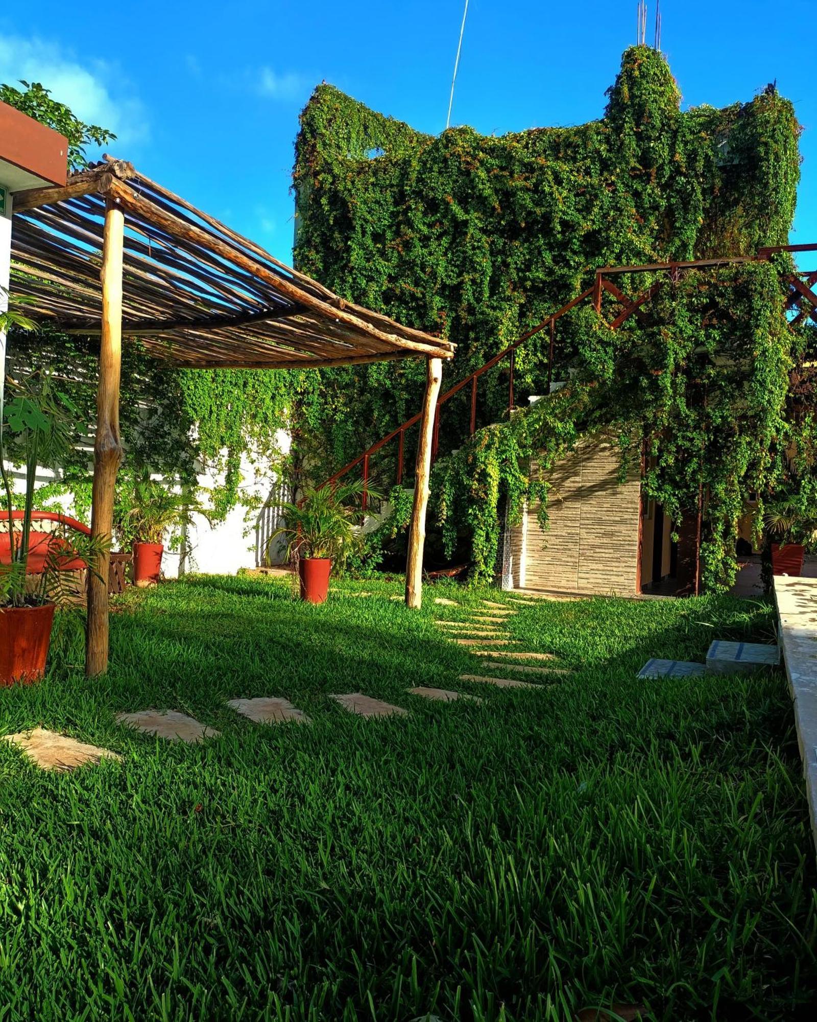 Framfor Inn Chetumal Extérieur photo